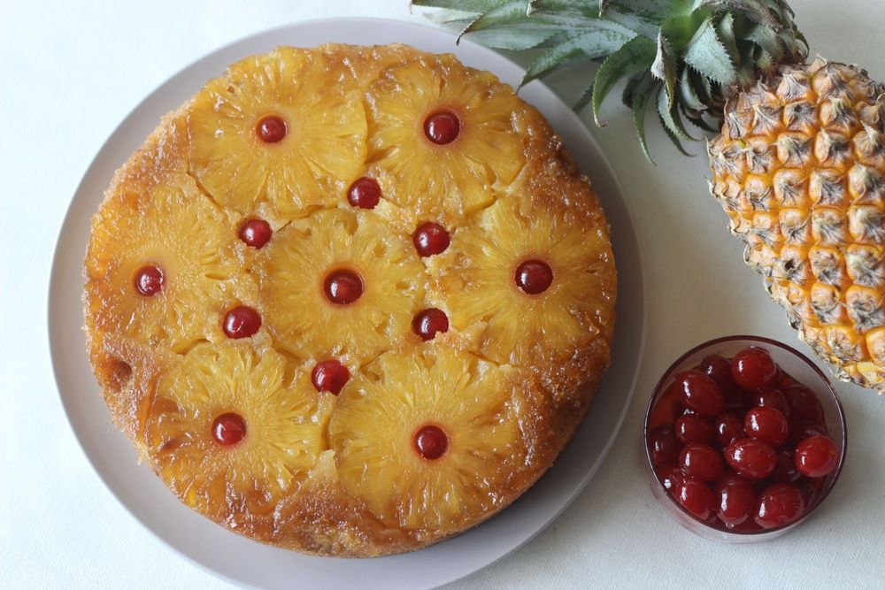 Upside Down Pineapple Meaning, Symbolization And Cake Recipe